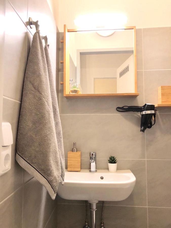 Апартаменты "Be My Guest" Near Metro Station! Вена Экстерьер фото