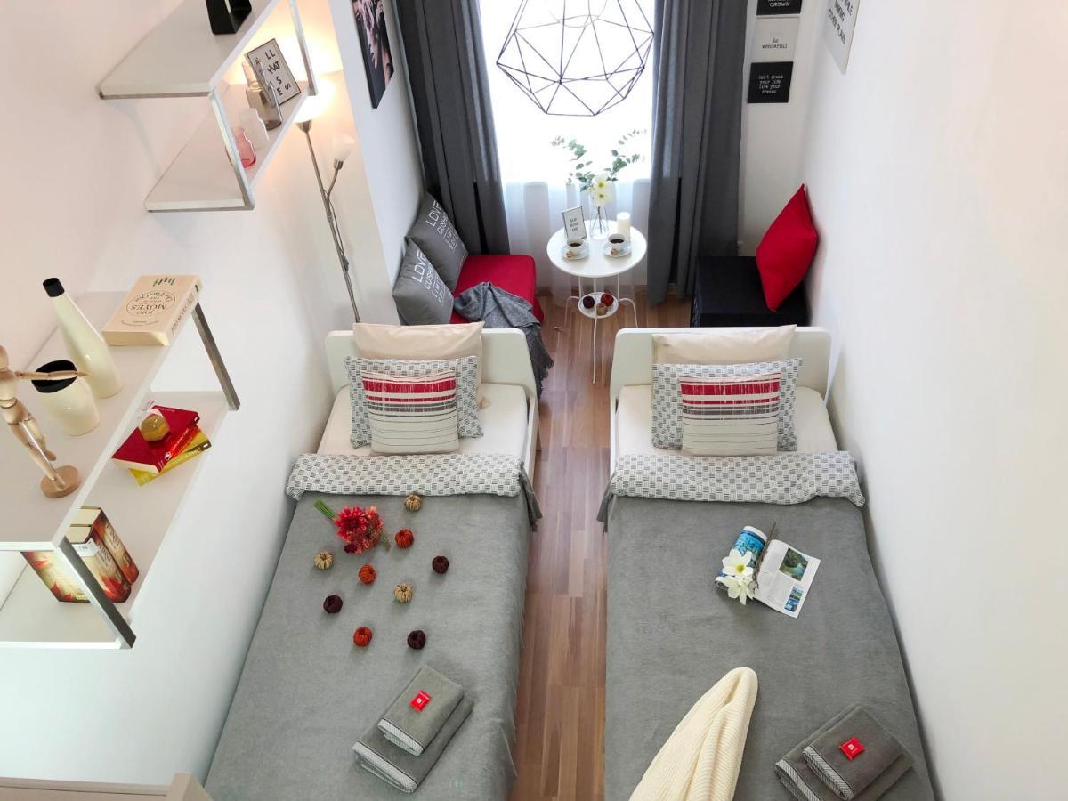 Апартаменты "Be My Guest" Near Metro Station! Вена Экстерьер фото