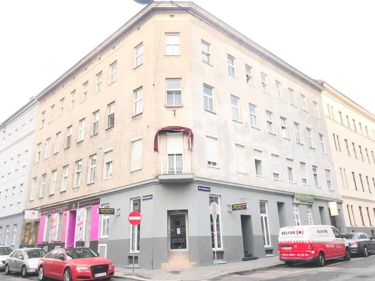 Апартаменты "Be My Guest" Near Metro Station! Вена Экстерьер фото